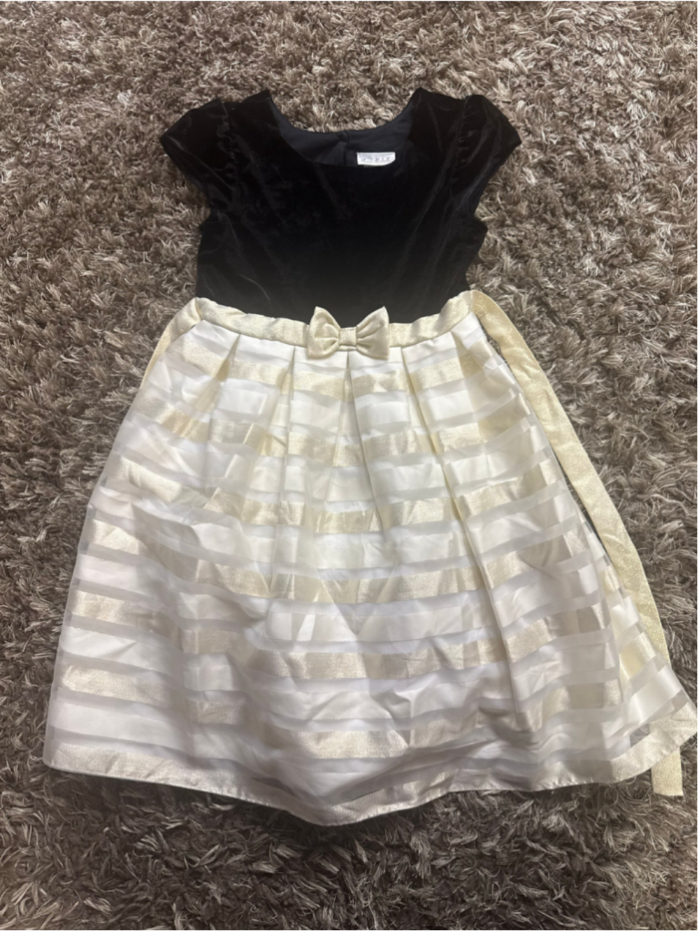 Girls Jona Michelle Formal Dress Size 12 Black and Gold